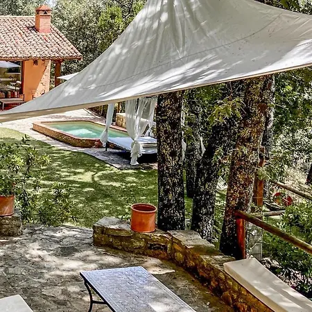 بيت للعطل Stunning In With Wifi, 4 Bedrooms And Outdoor Swimming Pool كانديليدا