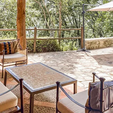 بيت للعطل Stunning In With Wifi, 4 Bedrooms And Outdoor Swimming Pool كانديليدا